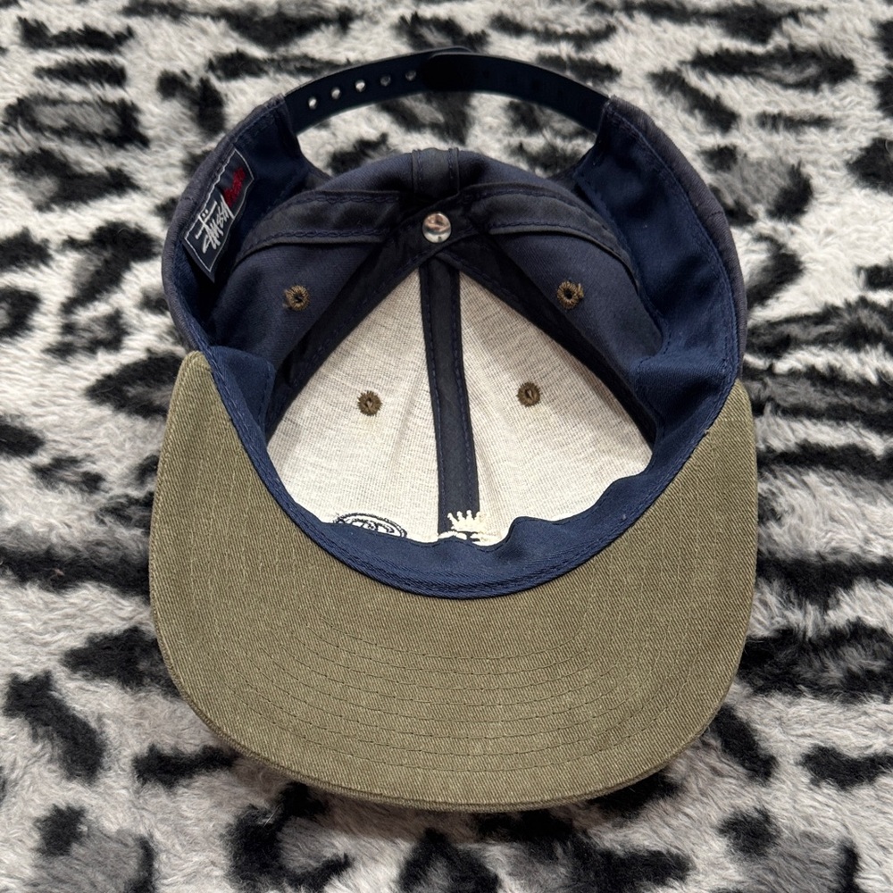 Vintage 90’s Stussy Two-Tone Embroidered Logo Cap - Picture 3 of 4